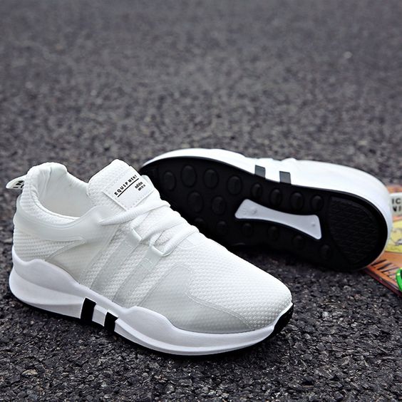 Simple cheap sports shoes